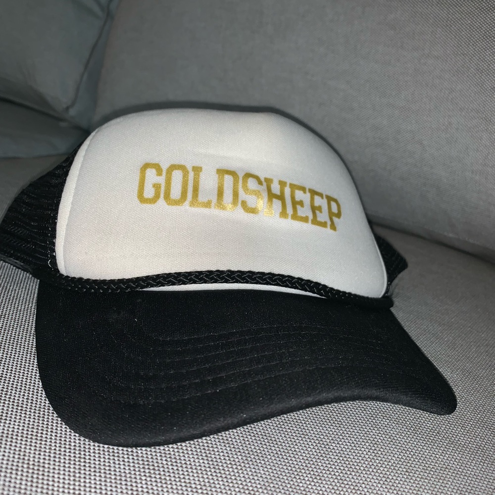 Goldsheep Hat